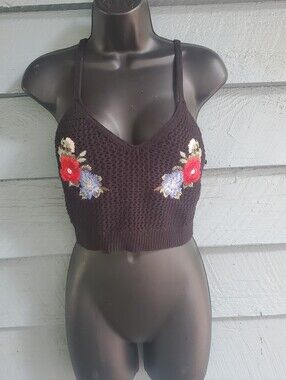 American Eagle Outfitters Black Cropped Knit Cami with Floral Embroidery